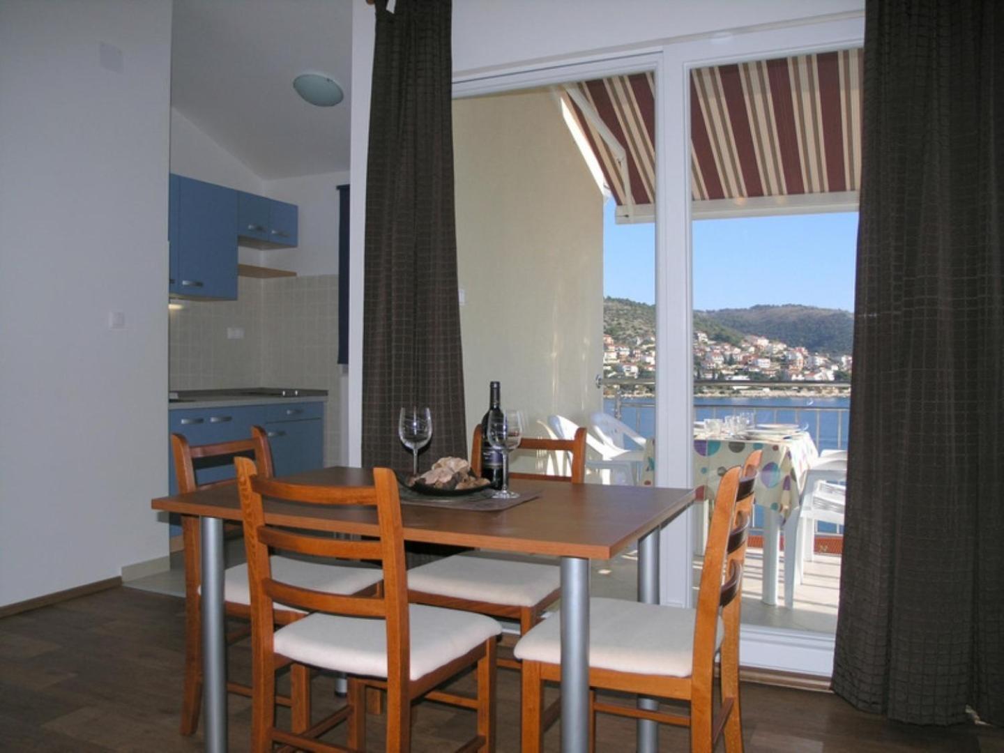 Apartments Aurelius - Relaxing With Gorgeous View Traù Esterno foto